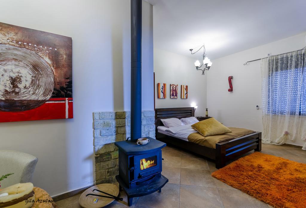 Zimmerke Bruchim Qela' Alon Chambre photo